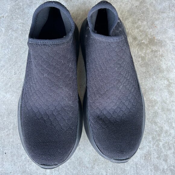 Womens Vessi Slip on shoes - Size 9 - Very good condition - Picture 1 of 3